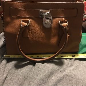 ****** SOLD Sold SOLD Sold *********